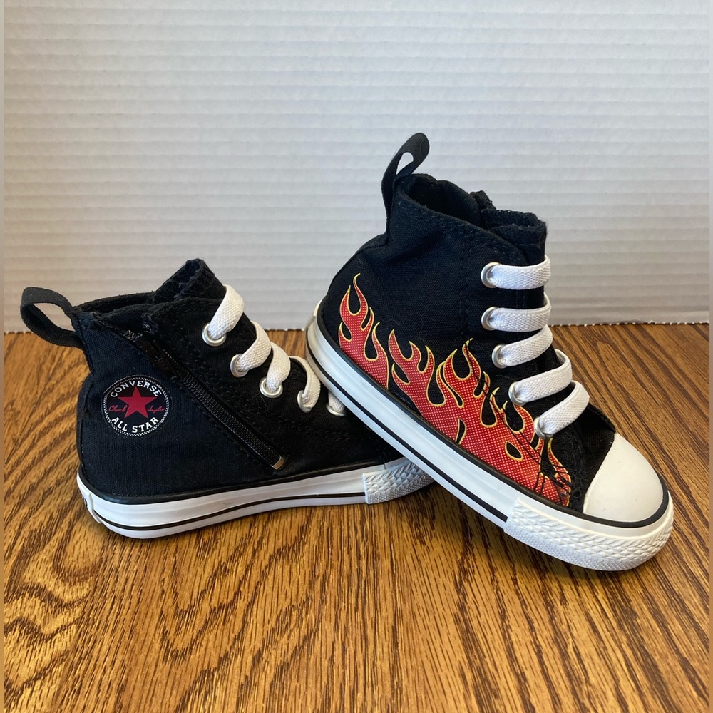 RARE Converse Chuck Taylor All-Star High Top Flame Sneakers, Youth/Toddler Sz 6